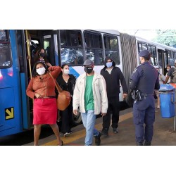 Senadores e Deputados devem derrubar os vetos do uso de Máscaras